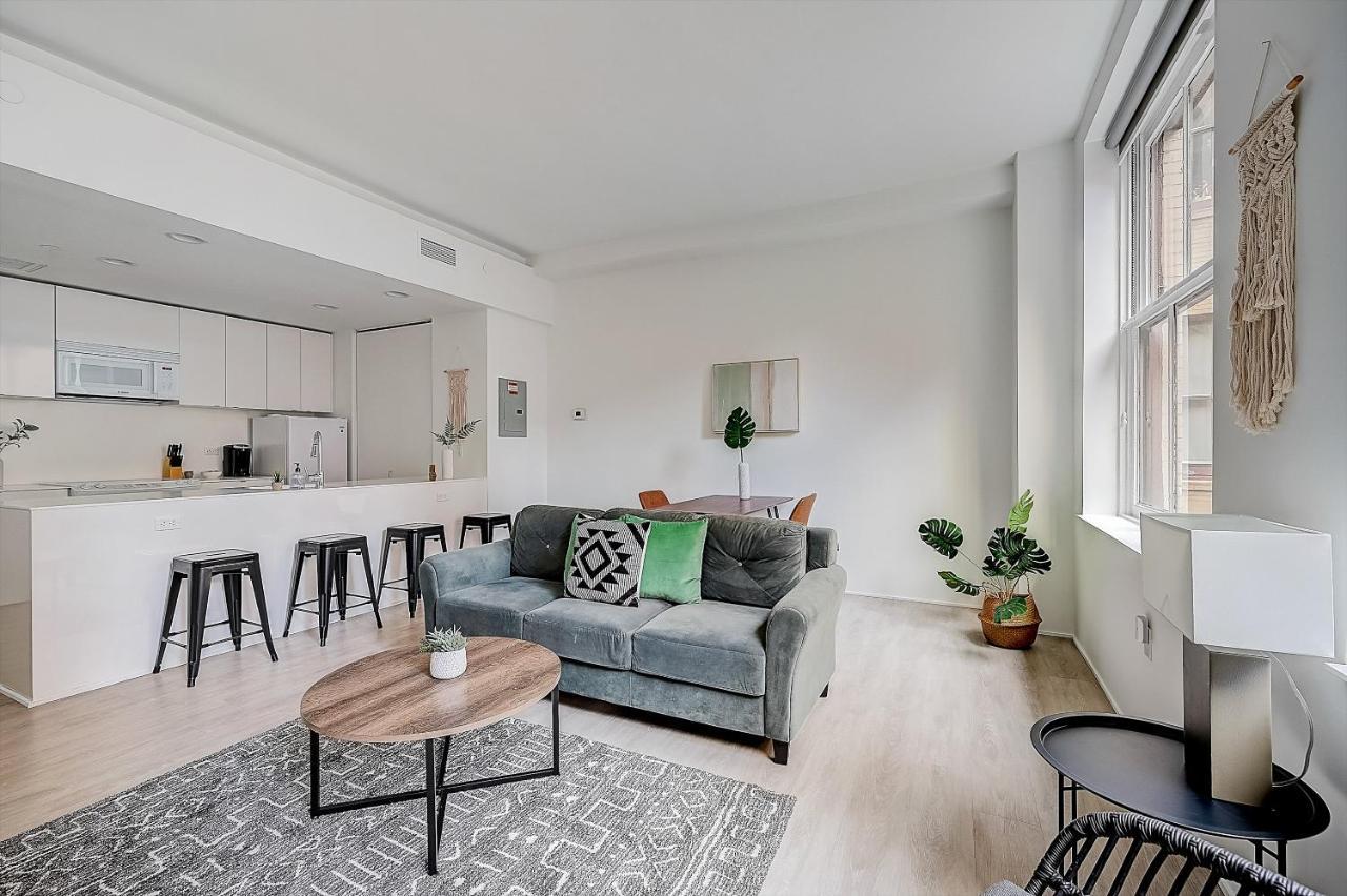 Frontdesk Lofts At 629 Euclid Downtown Cleveland Appartamento Esterno foto